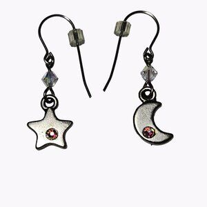 Retro Moon and Star Drop Earrings Silver Tone Pink Stone Dangle Fashion Jewelry